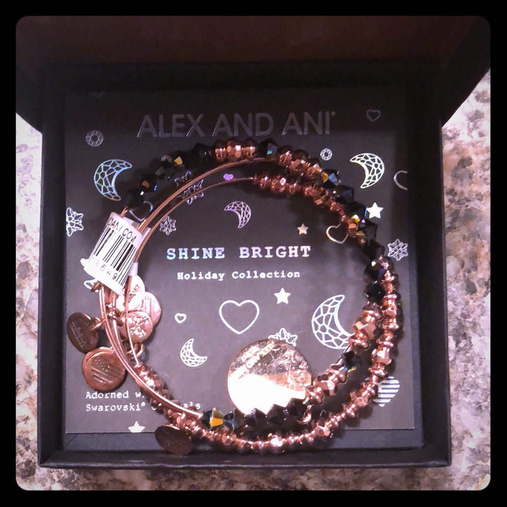 Alex and Ani Holiday Trio